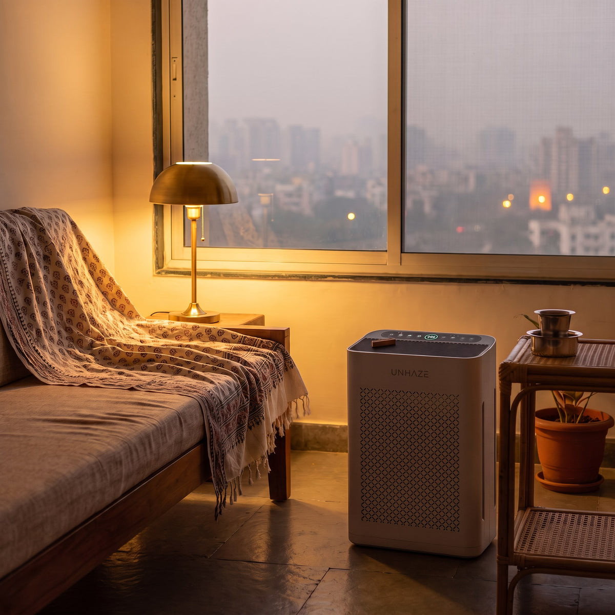 Unhaze S5 in a living room in the evening